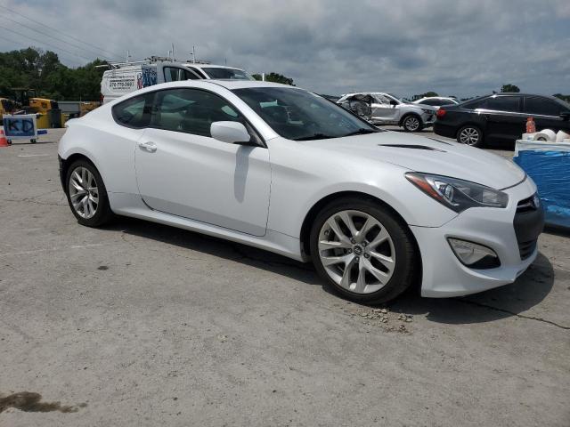Coupet HYUNDAI GENESIS 2014 White