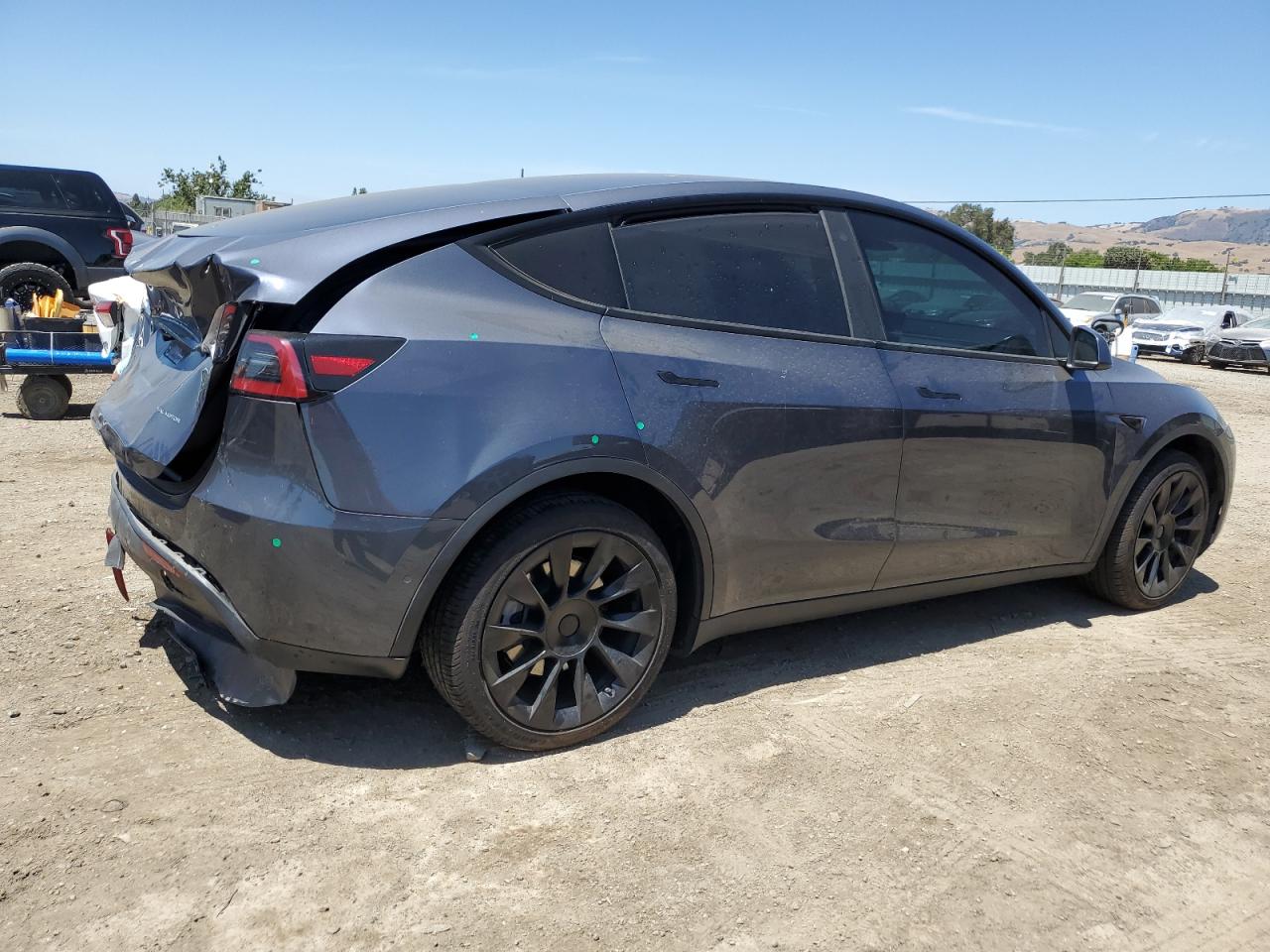 TESLA MODEL Y 2023 VIN 7SAYGDEE7PF585202 zdjęcie 3
