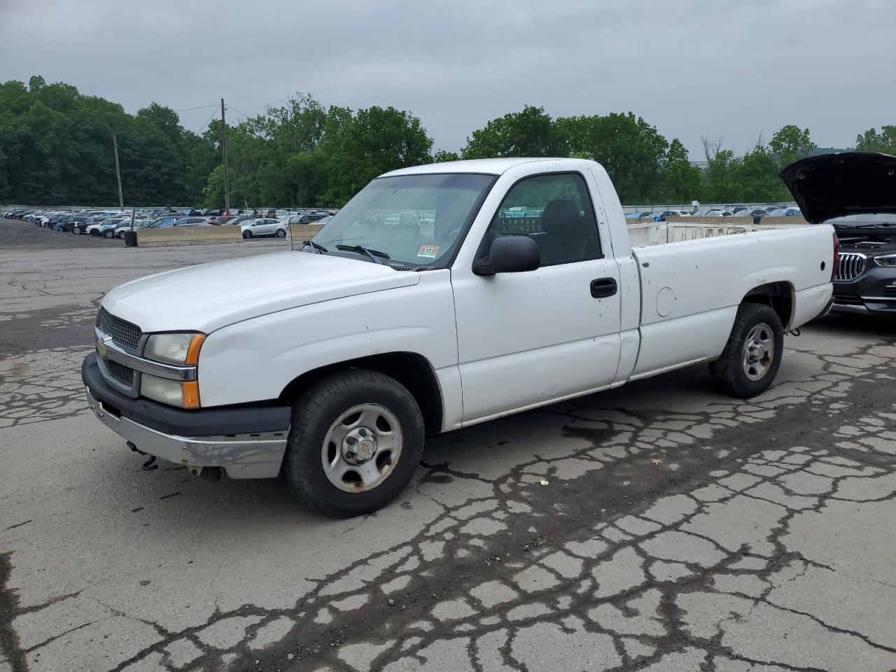 2004 Chevrolet Silverado C1500 for Sale in Marlboro, NY - Front End