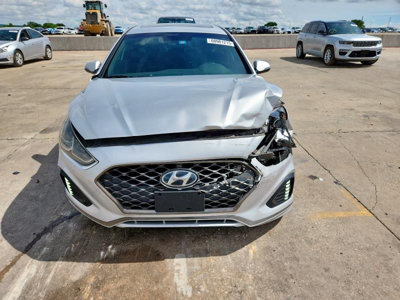  HYUNDAI SONATA 2018 Серебристый