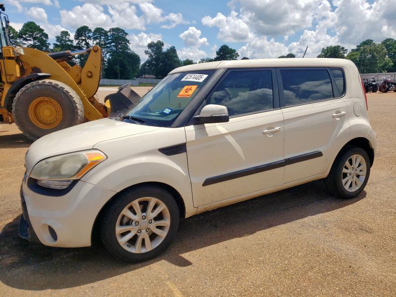 Parquets KIA SOUL 2013 Biały
