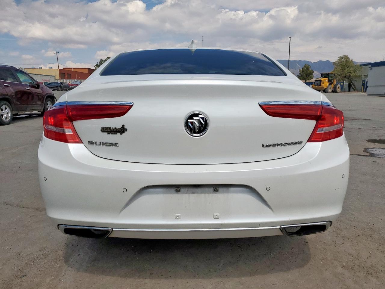 2018 Buick Lacrosse Essence VIN: 1G4ZP5SS7JU114596 Lot: 62132925