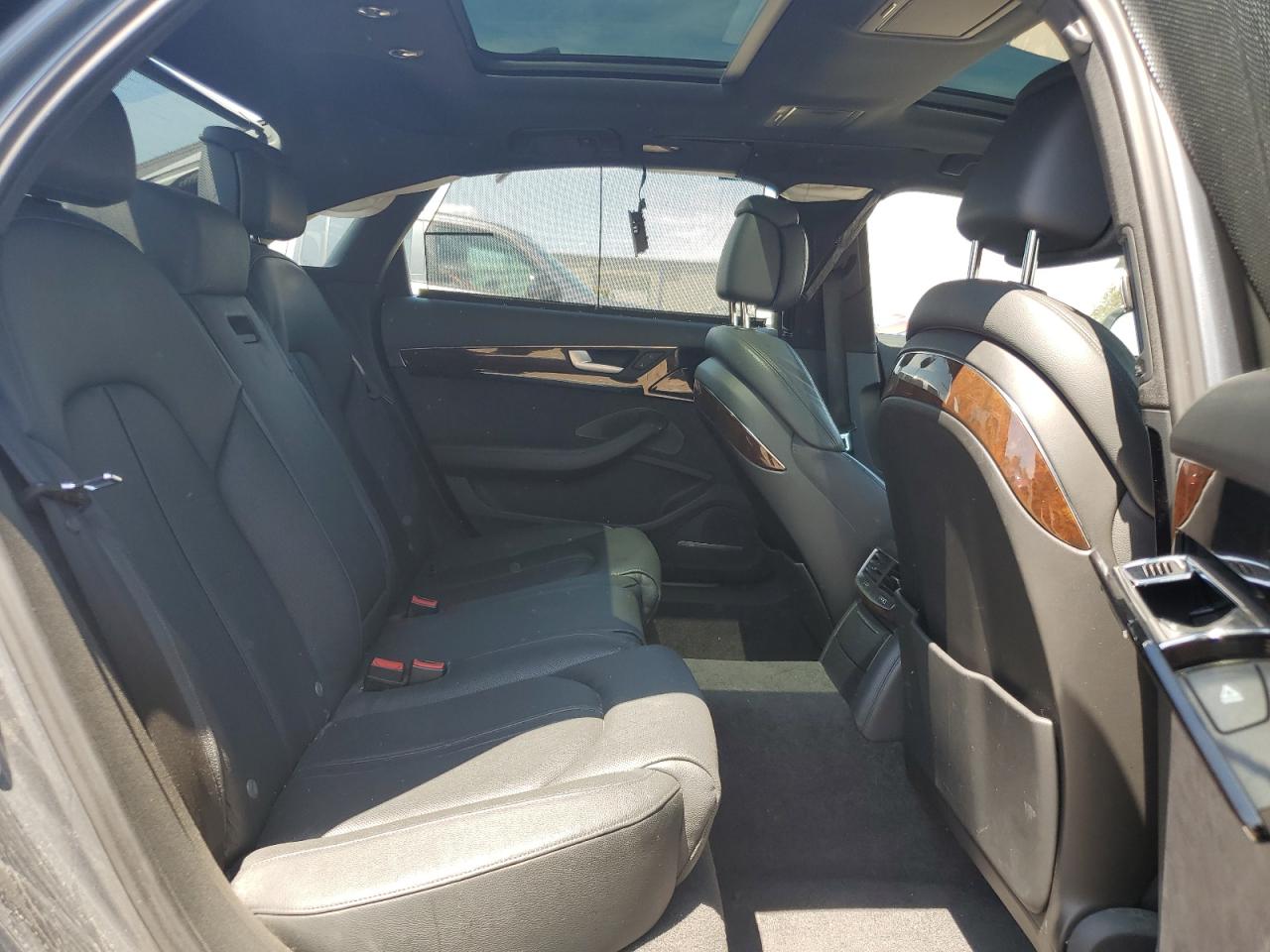 2017 Audi A8 L Quattro VIN: WAU44AFDXHN015204 Lot: 62845725