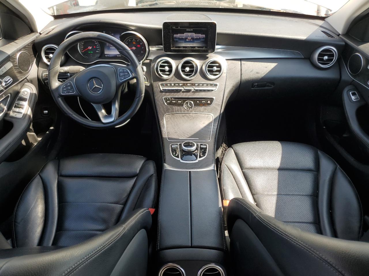2017 Mercedes-Benz C 300 VIN: 55SWF4JB8HU196944 Lot: 62651085