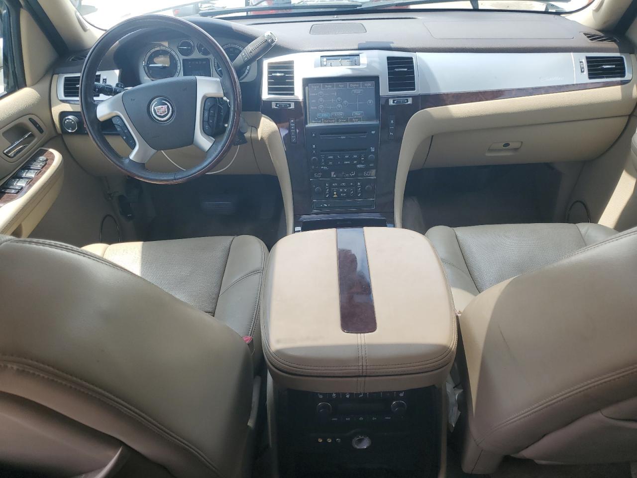 2009 Cadillac Escalade Luxury VIN: 1GYFK23269R241173 Lot: 62178725
