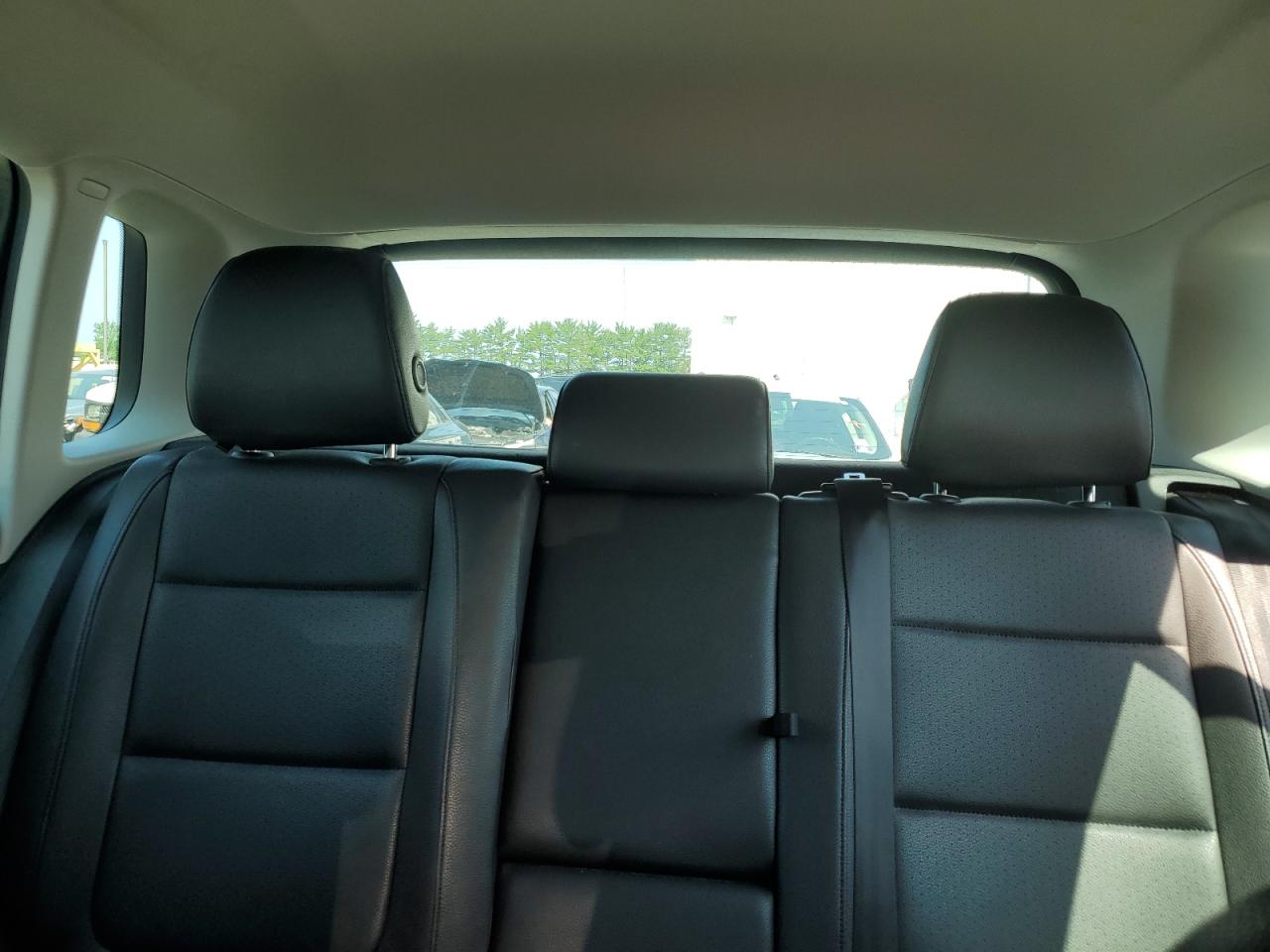2012 Volkswagen Tiguan S VIN: WVGAV7AX7CW581858 Lot: 61780185