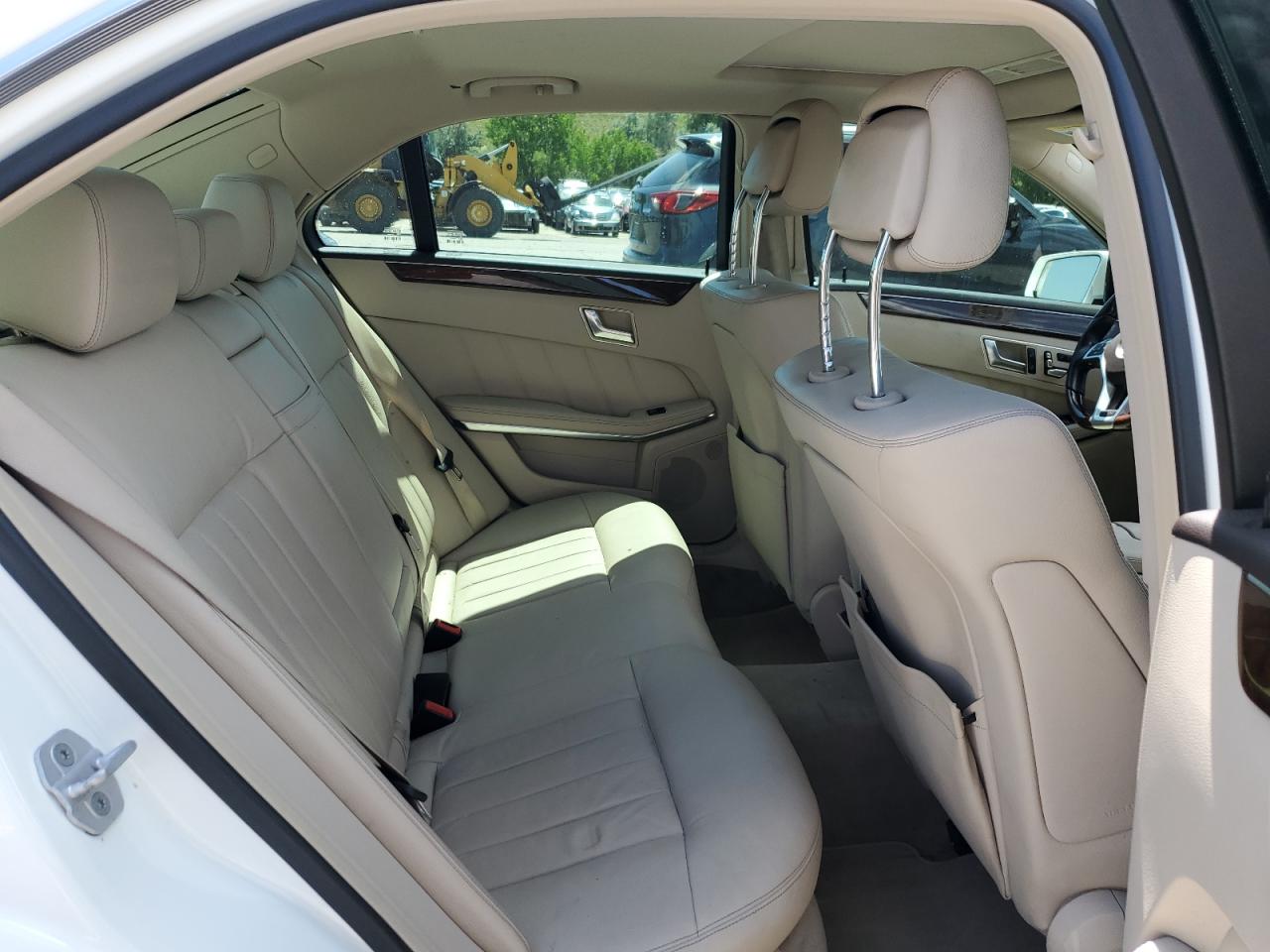 2014 Mercedes-Benz E 350 4Matic VIN: WDDHF8JB5EA858085 Lot: 62360665