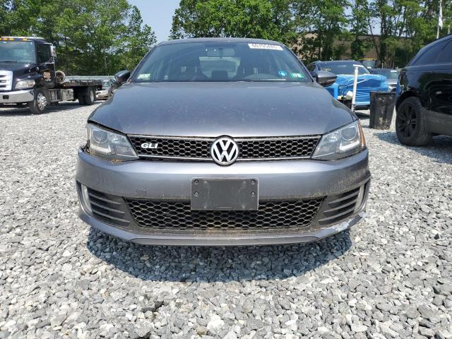 Sedans VOLKSWAGEN JETTA 2014 Srebrny