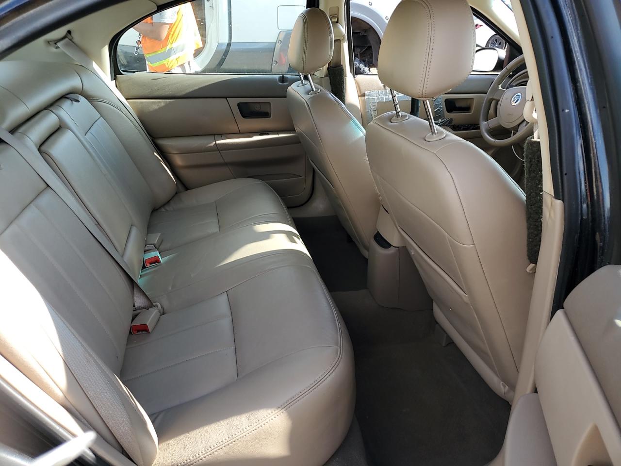 2004 Mercury Sable Ls Premium VIN: 1MEFM55S54G602765 Lot: 62675925