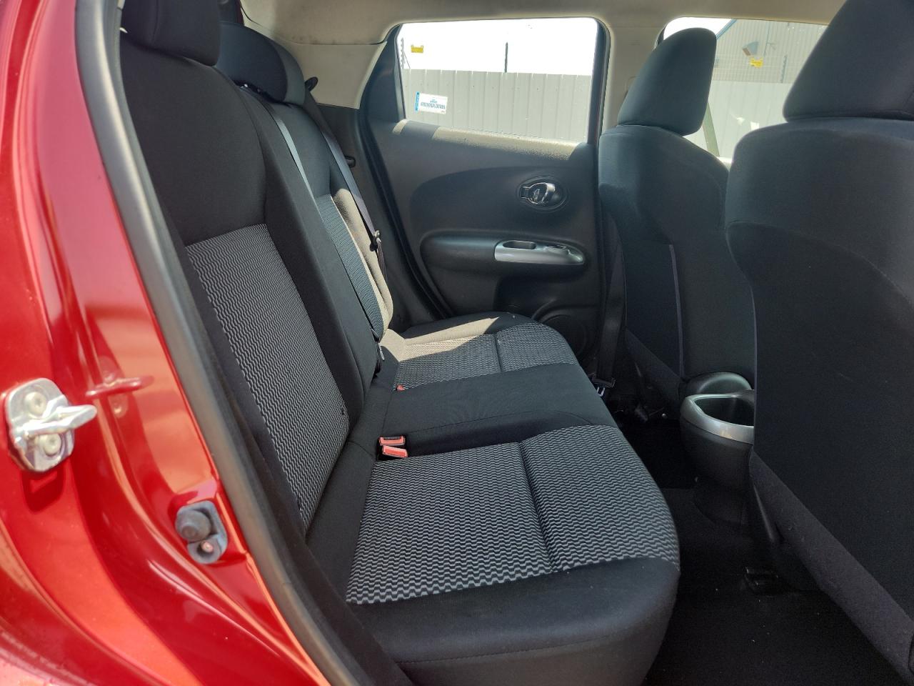 2016 Nissan Juke S VIN: JN8AF5MR4GT608075 Lot: 60448405