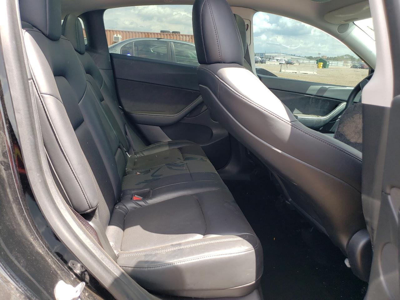 2020 Tesla Model Y VIN: 5YJYGDEE6LF048392 Lot: 61947665