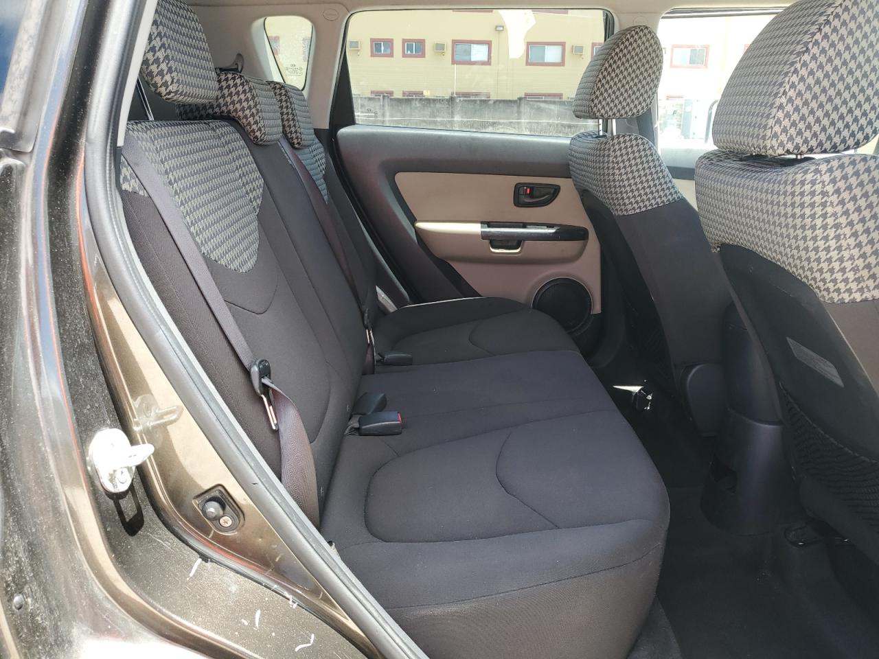 2010 Kia Soul + VIN: KNDJT2A26A7094773 Lot: 62481335