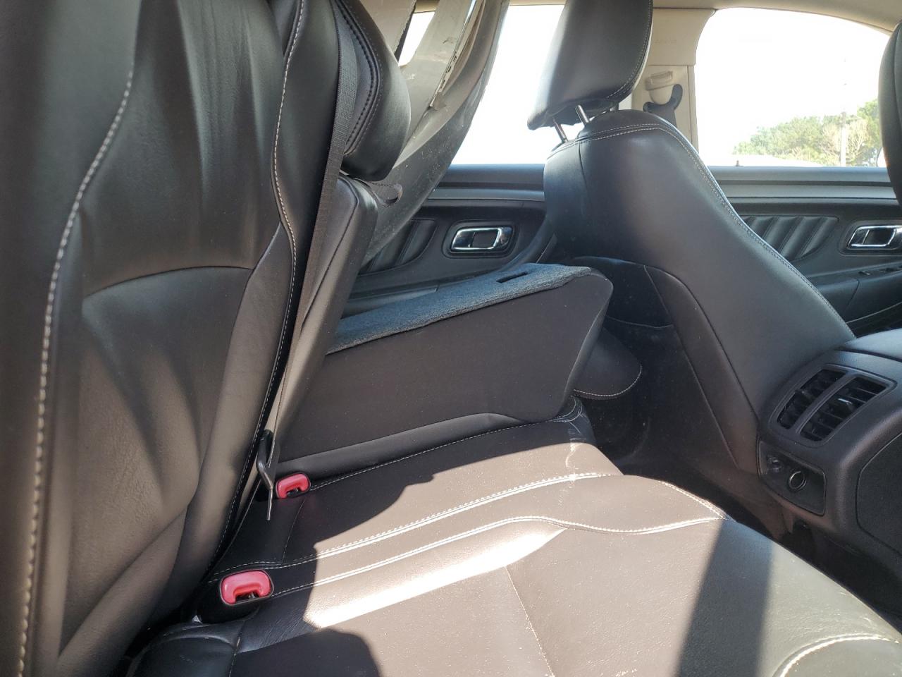 2011 Ford Taurus Sel VIN: 1FAHP2EW5BG135871 Lot: 62603325