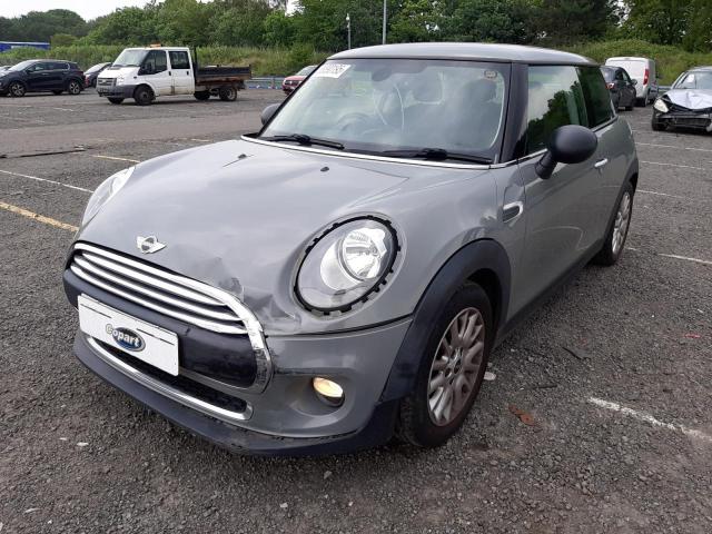 MINI ONE 2015