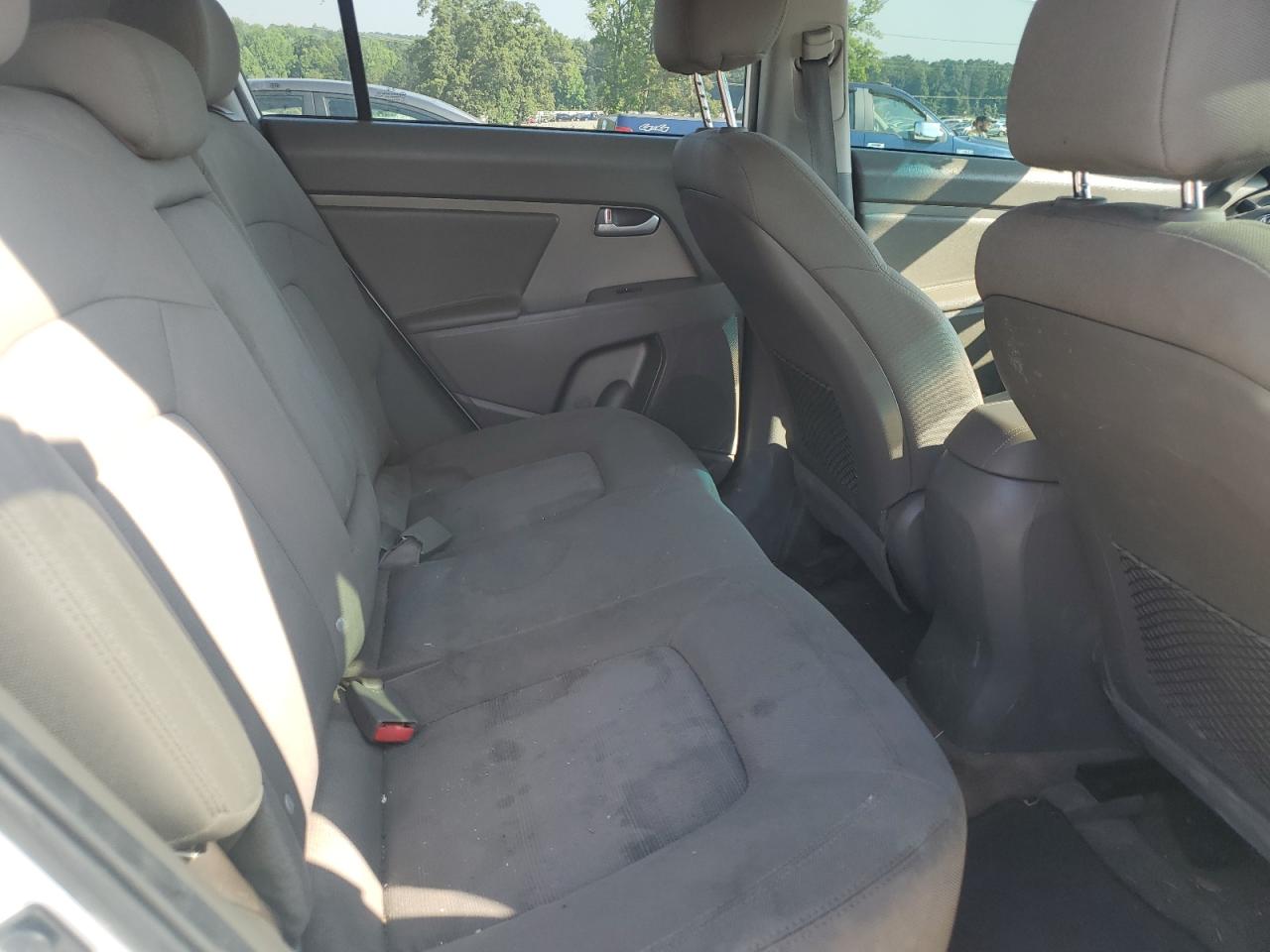 2012 Kia Sportage Base VIN: KNDPB3A27C7320244 Lot: 61153185