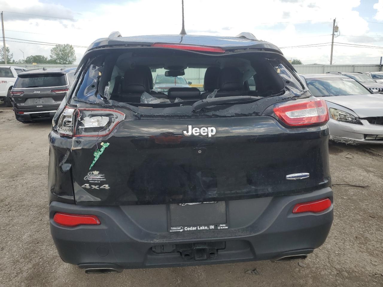 2018 Jeep Cherokee Latitude Plus VIN: 1C4PJMLX9JD548679 Lot: 61924145