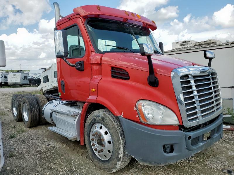 2015 Freightliner Cascadia 113 