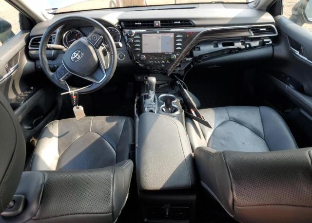  TOYOTA CAMRY 2020 Серебристый