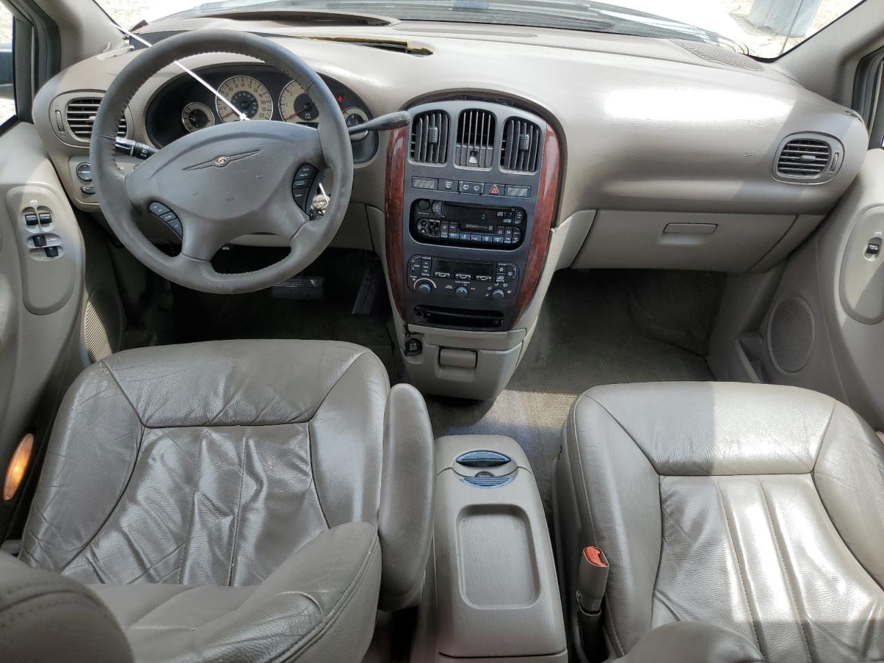 2002 Chrysler Town & Country Lxi VIN: 2C4GP54L42R628163 Lot: 58827765