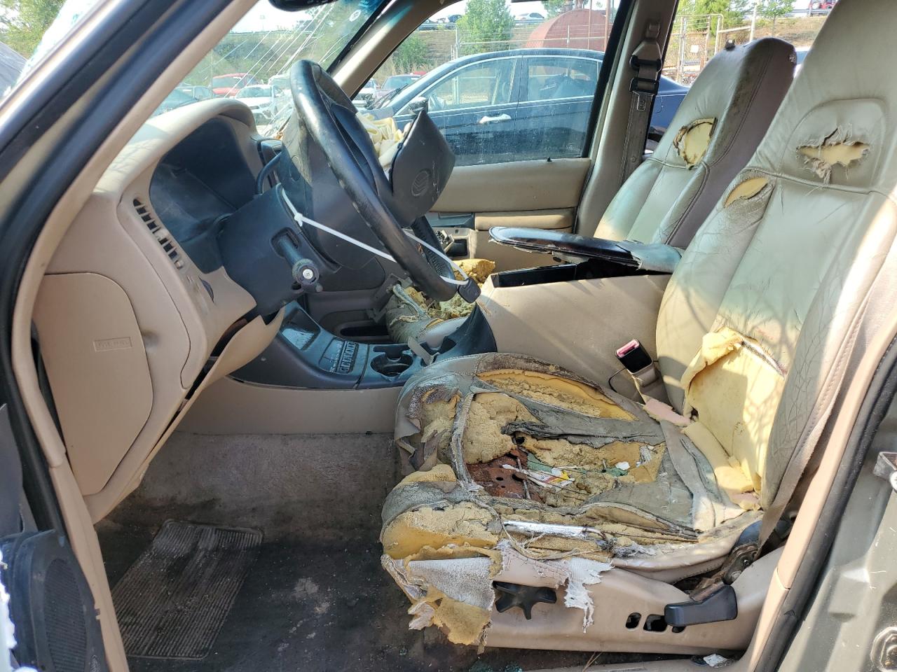 2000 Mercury Mountaineer VIN: 4M2ZU86P4YUJ12149 Lot: 59080425