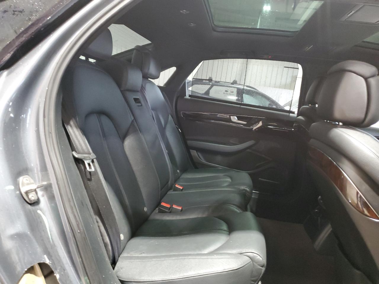 2017 Audi A8 L Quattro VIN: WAU44AFD5HN015014 Lot: 62840515
