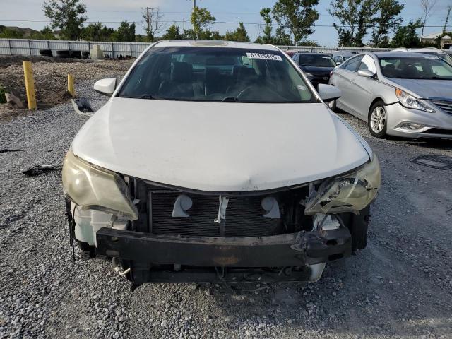  TOYOTA CAMRY 2013 White