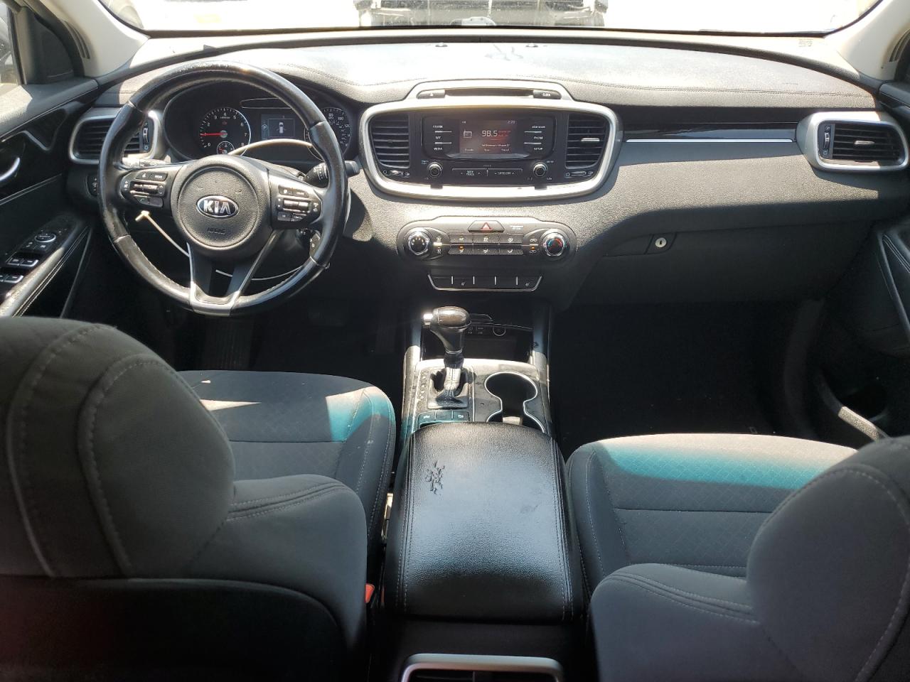 KIA SORENTO 2016 VIN 5XYPG4A34GG089277 photo 8