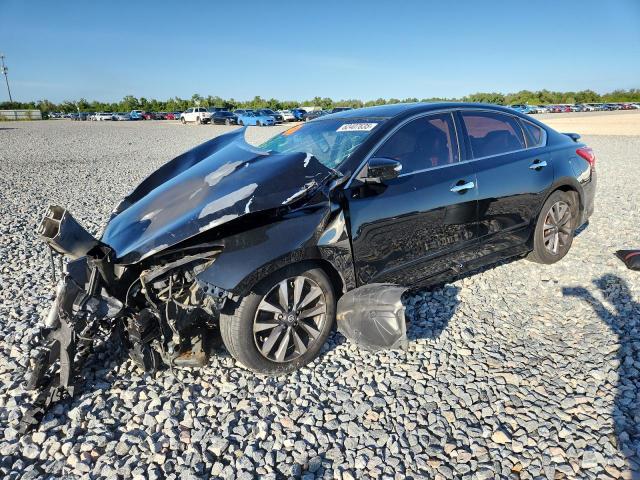  NISSAN ALTIMA 2017 Czarny
