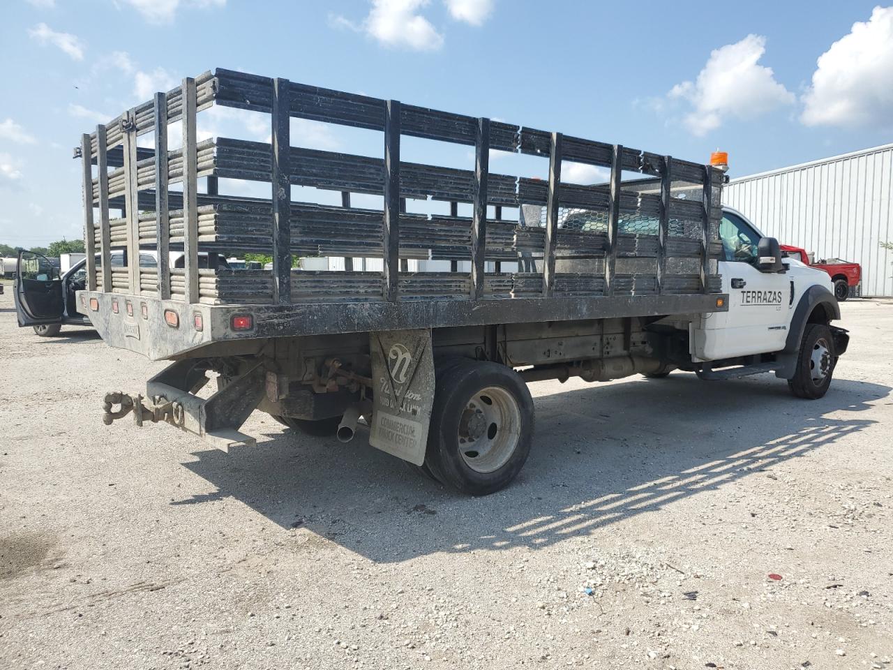 FORD F550 2020 VIN 1FDUF5GT4LDA08916 фото 3