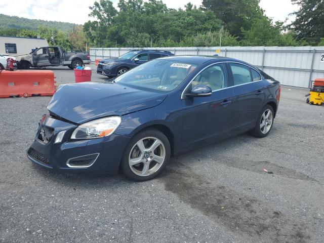 Sedans VOLVO S60 2013 Granatowy