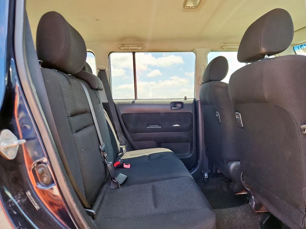 TOYOTA SCION 2006 VIN JTLKT324764052538 photo 11