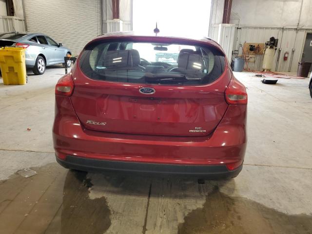 Hatchbacks FORD FOCUS 2015 Red