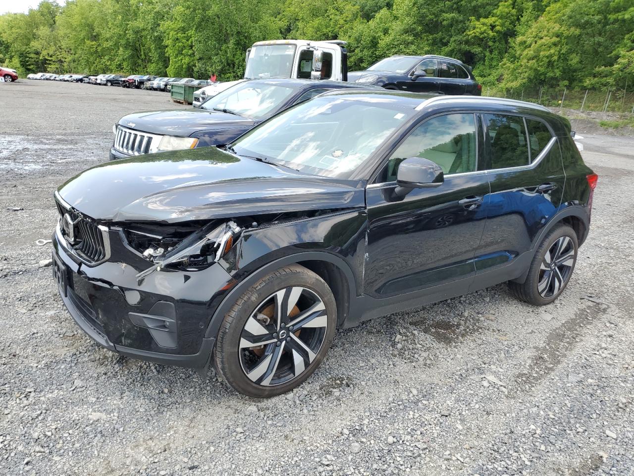2023 Volvo Xc40 Plus for Sale in Marlboro, NY - Front End