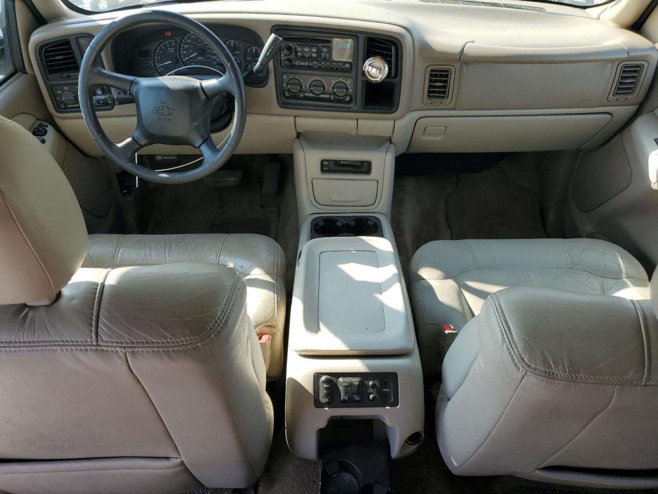 2002 Chevrolet Tahoe C1500 VIN: 1GNEC13Z62R167000 Lot: 62181705