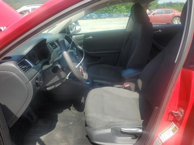 Sedans VOLKSWAGEN JETTA 2014 Czerwony