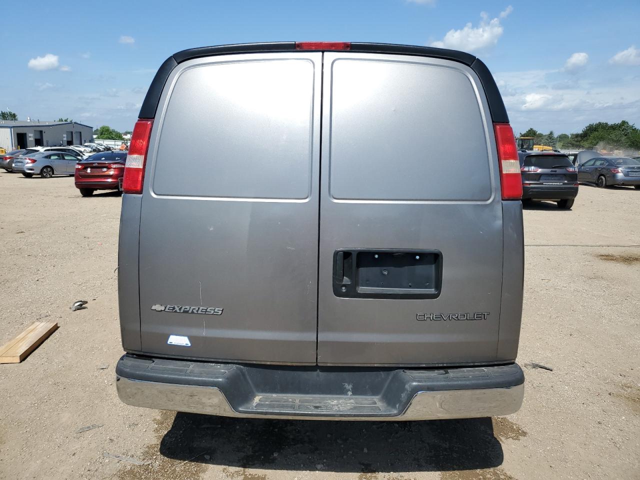 2006 Chevrolet Express G3500 VIN: 1GCHG35V561237574 Lot: 61170275