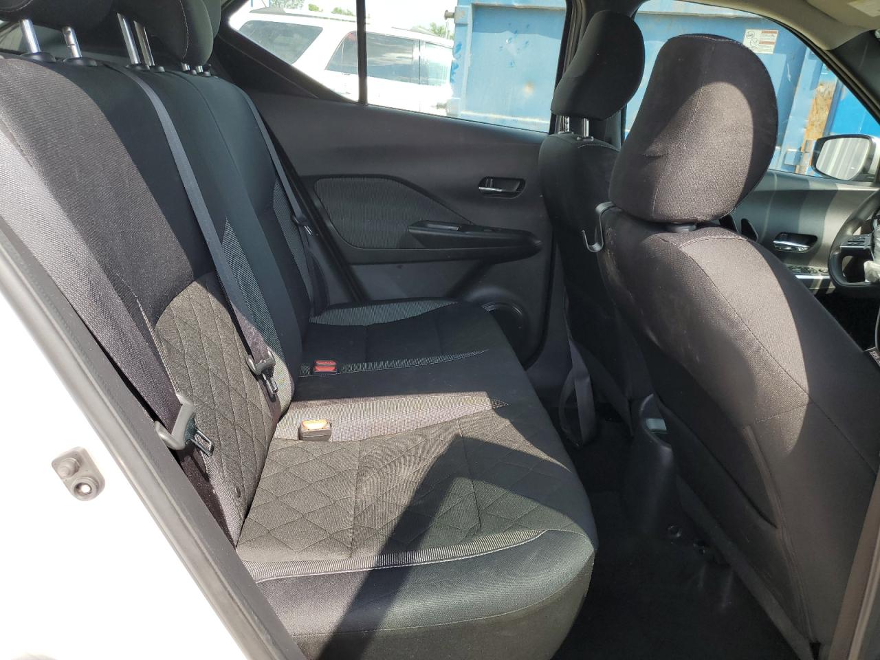 2018 Nissan Kicks S VIN: 3N1CP5CU0JL543585 Lot: 59022965