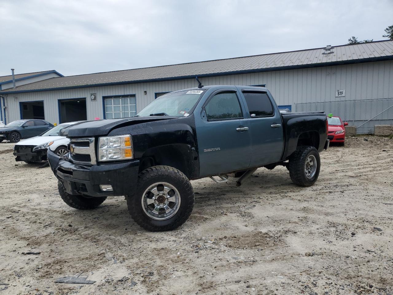 2011 Chevrolet Silverado K1500 Ltz за продажба в Candia, NH - Front End