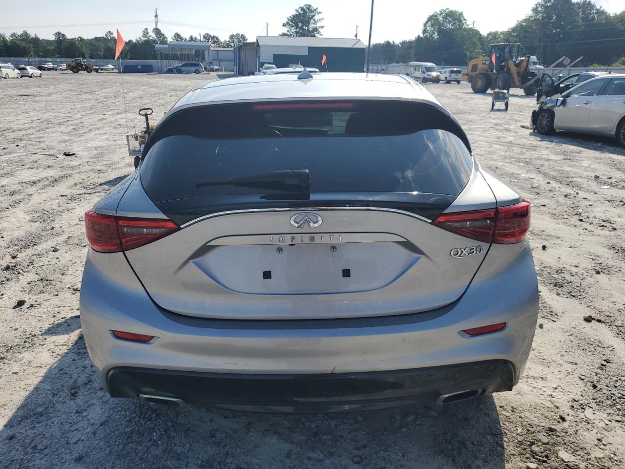 2018 Infiniti Qx30 Base VIN: SJKCH5CP8JA056305 Lot: 59890095