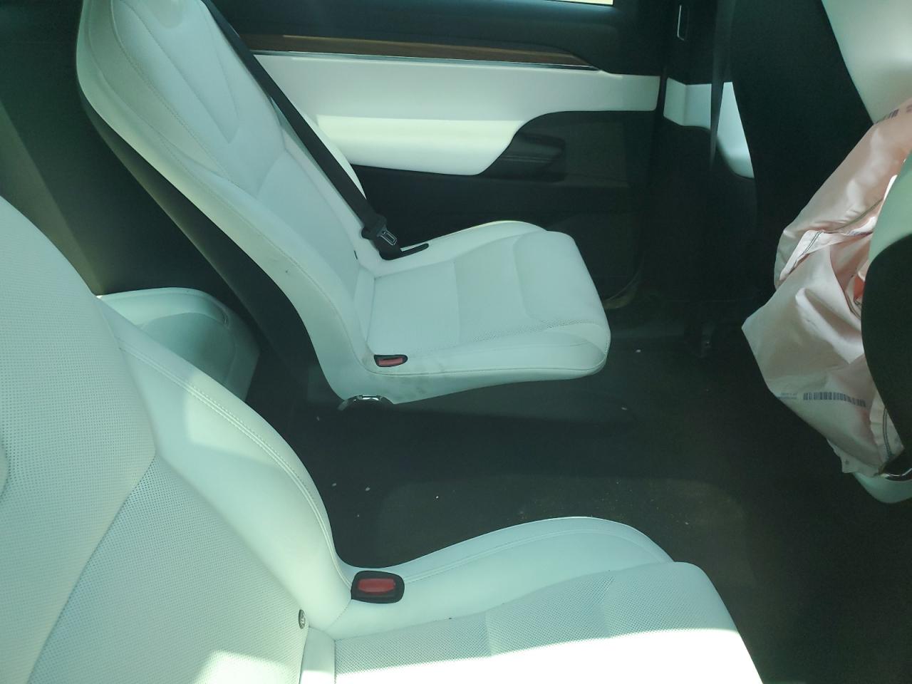 2025 Tesla Model X VIN: 7SAXCBE55SF462891 Lot: 60415555