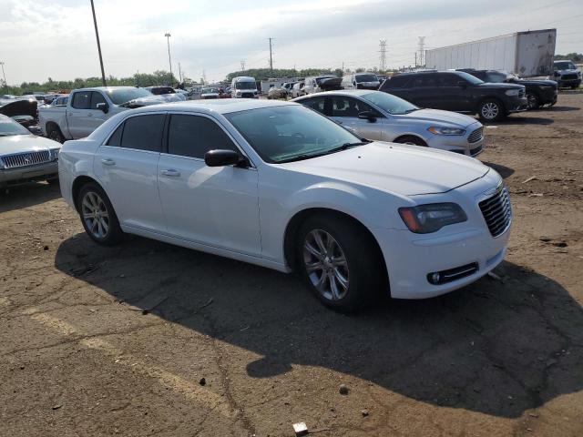 Sedans CHRYSLER 300 2013 White