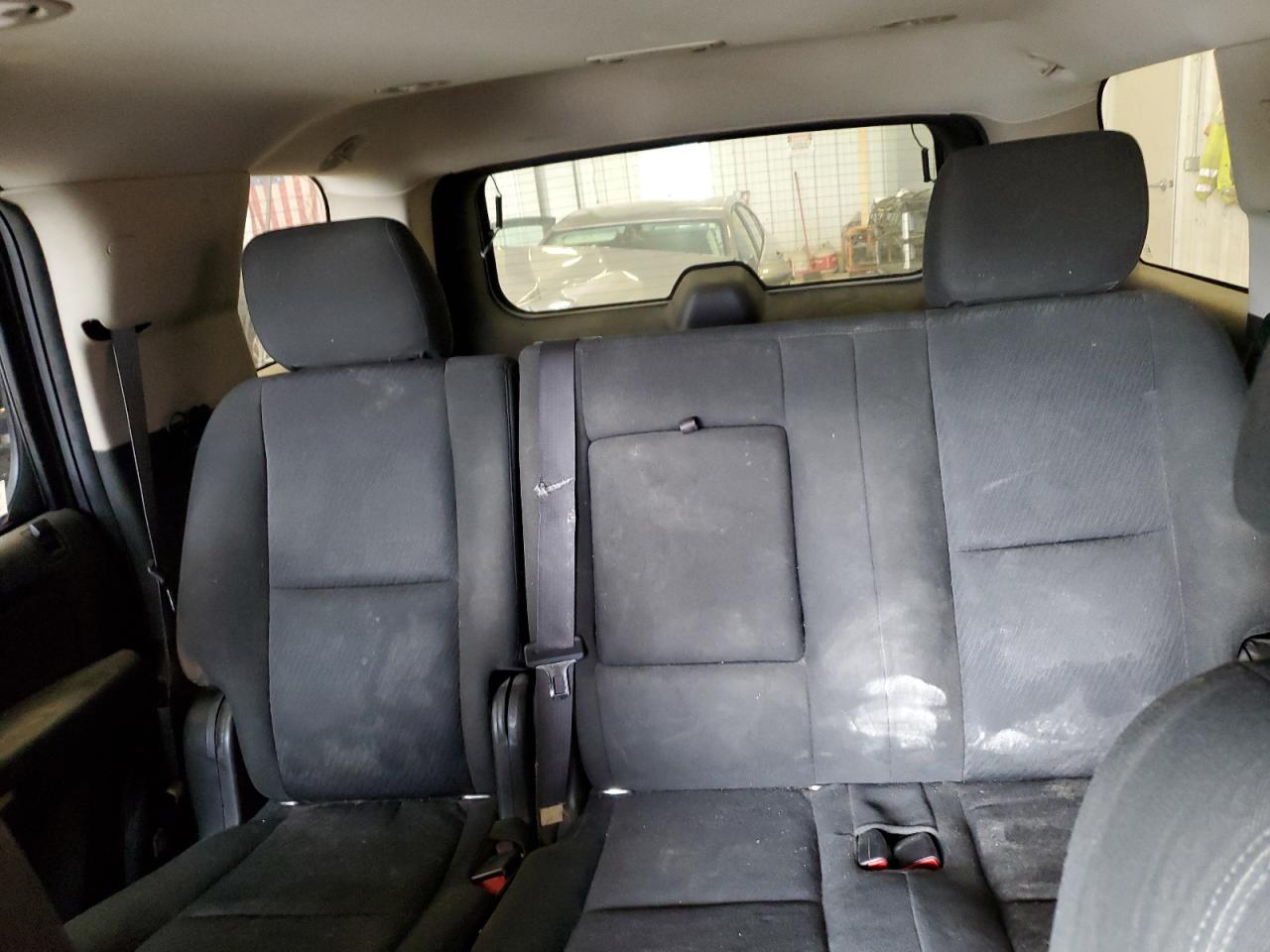 2011 Chevrolet Tahoe K1500 Ls VIN: 1GNSKAE06BR399696 Lot: 62587695