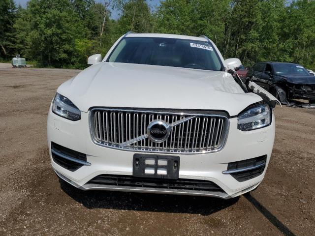 2017 VOLVO XC90 T6  