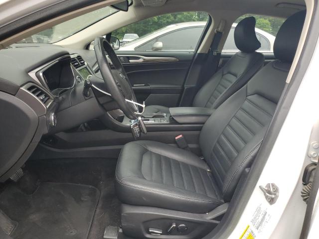 Седани FORD FUSION 2017 Білий