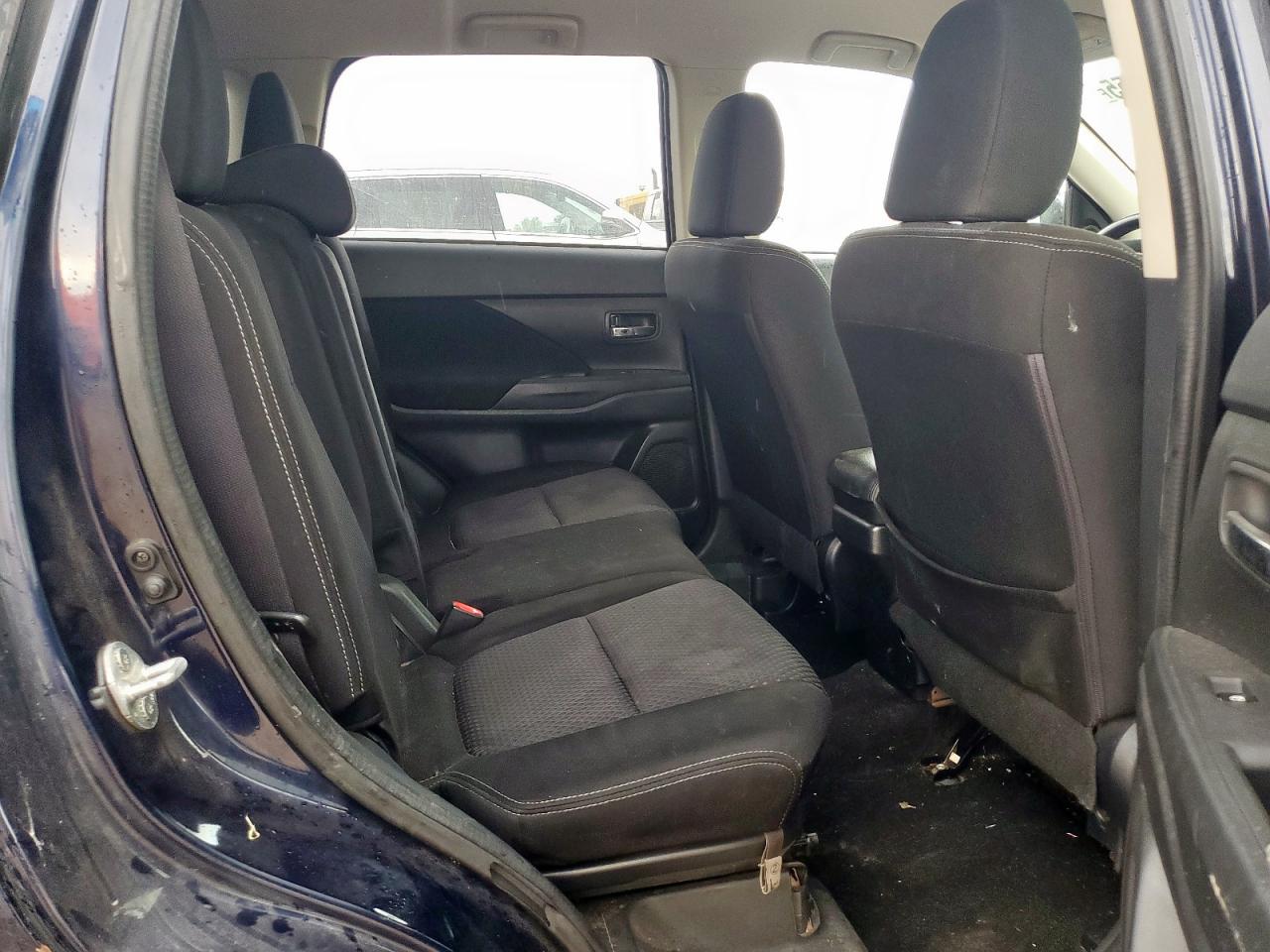 2017 Mitsubishi Outlander Es VIN: JA4AD2A3XHZ031884 Lot: 62232355