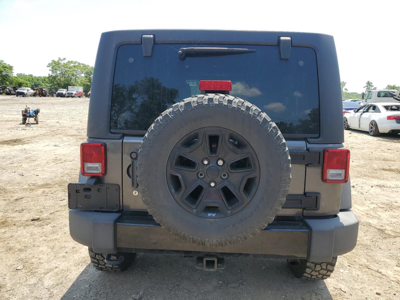 2014 Jeep Wrangler Unlimited Sport VIN: 1C4BJWDG1EL298161 Lot: 61996735