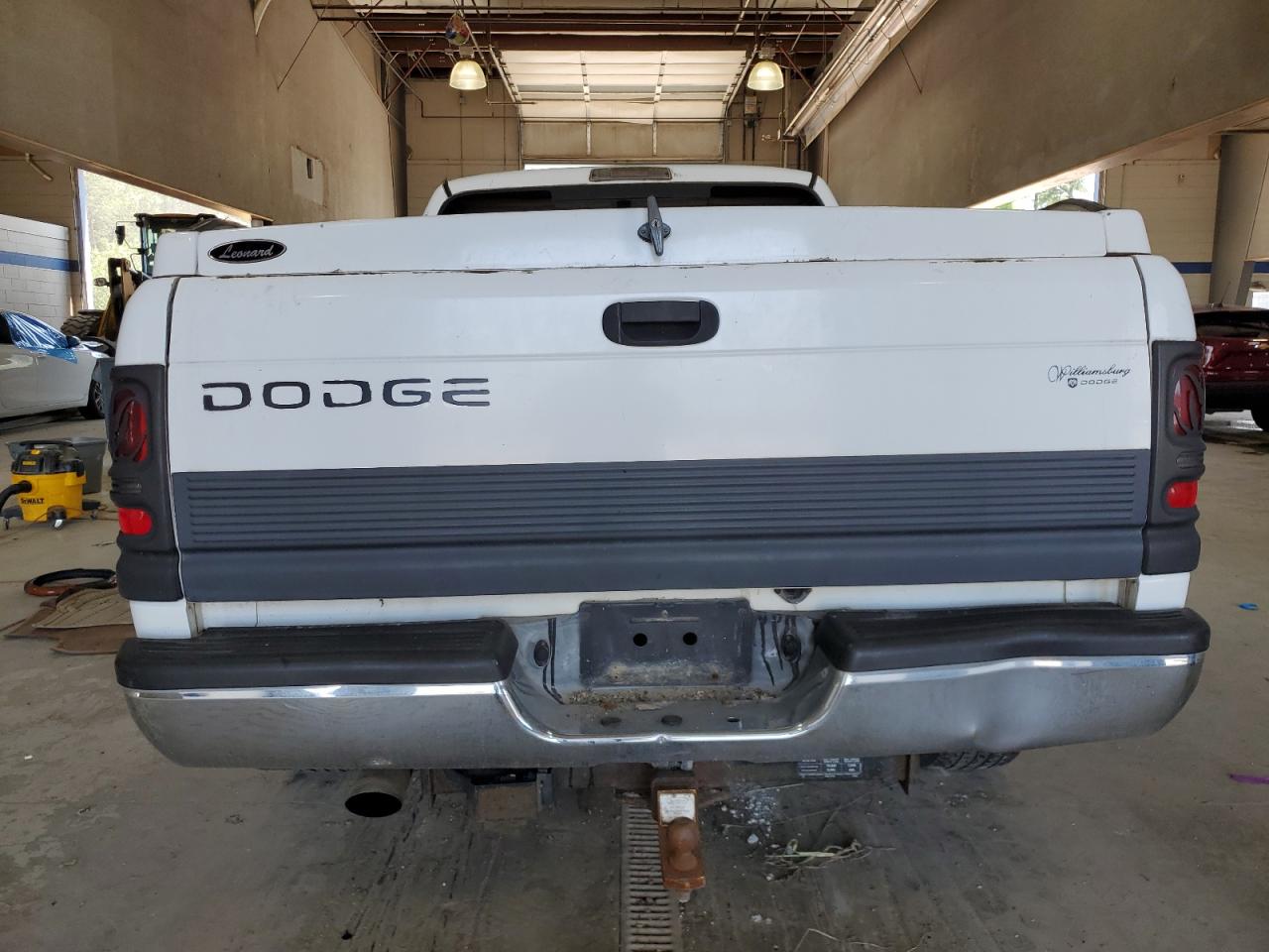 2000 Dodge Ram 1500 VIN: 1B7HC13Z8YJ158201 Lot: 59386735