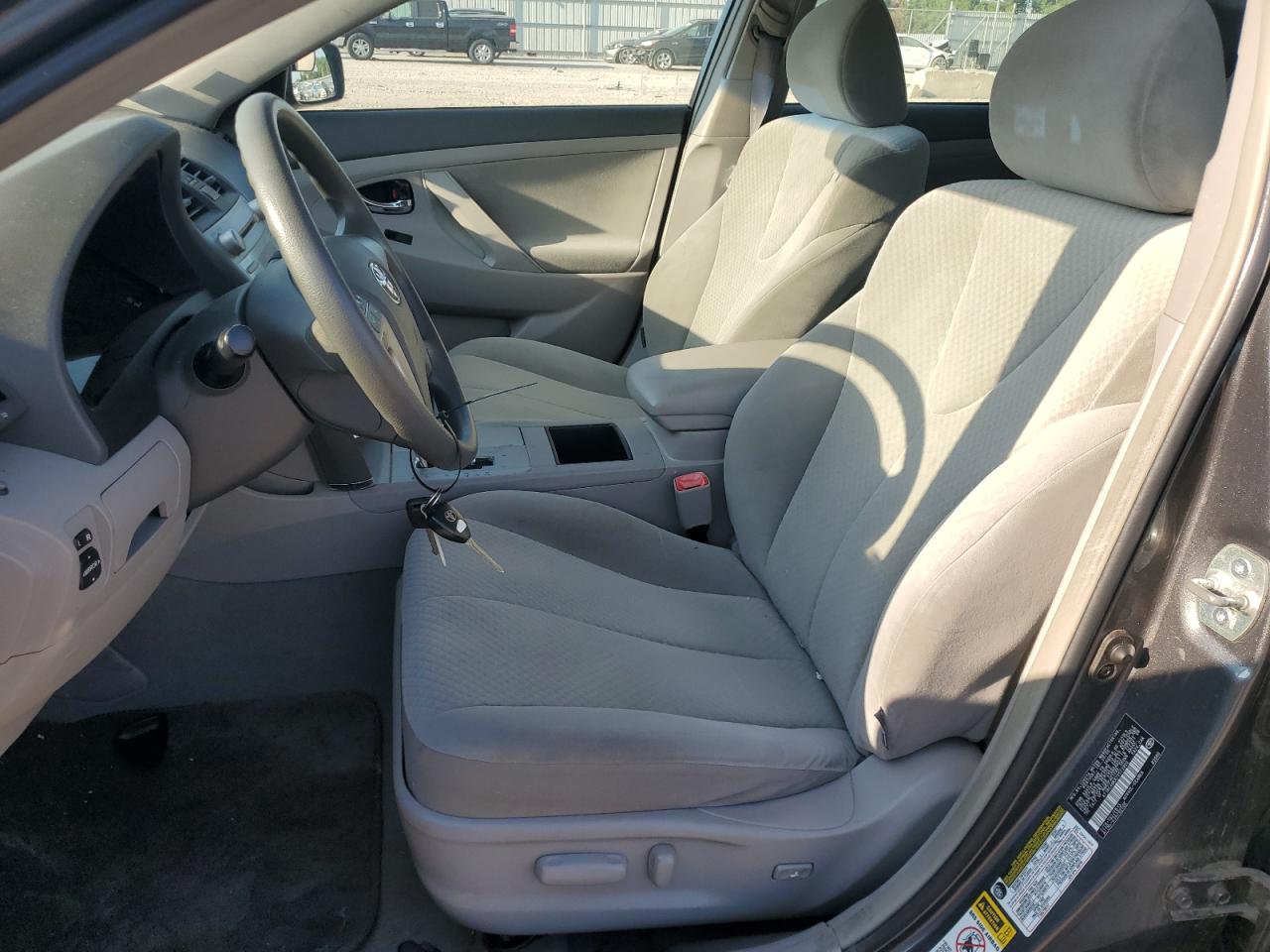 2007 Toyota Camry Ce VIN: 4T1BE46KX7U573920 Lot: 61235945