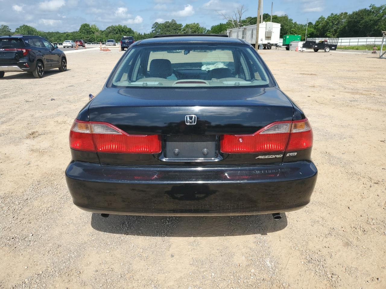 2000 Honda Accord Ex VIN: 1HGCG1651YA039172 Lot: 59302795