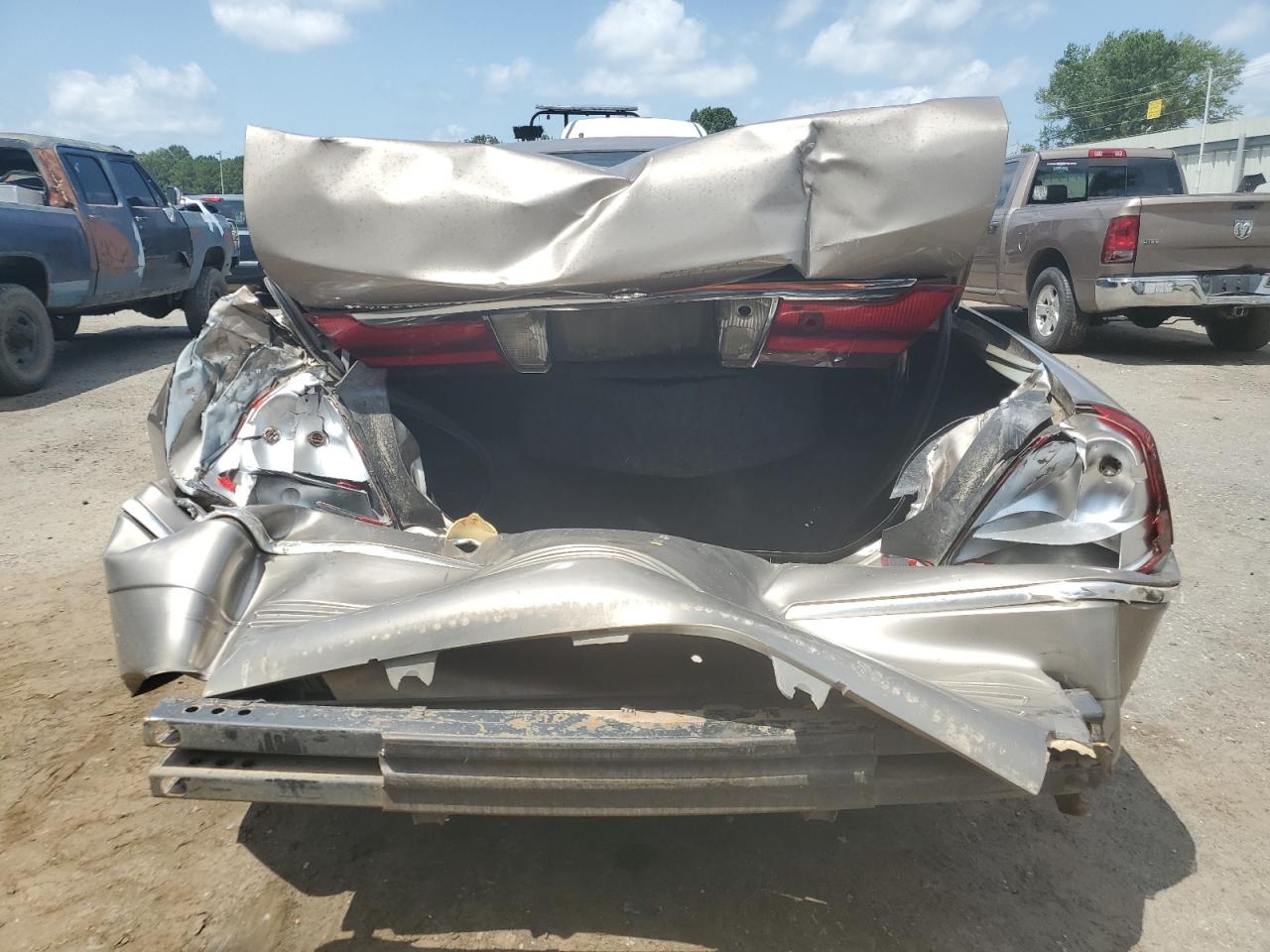 2003 Mercury Grand Marquis Gs VIN: 2MEFM74W13X692750 Lot: 61353895